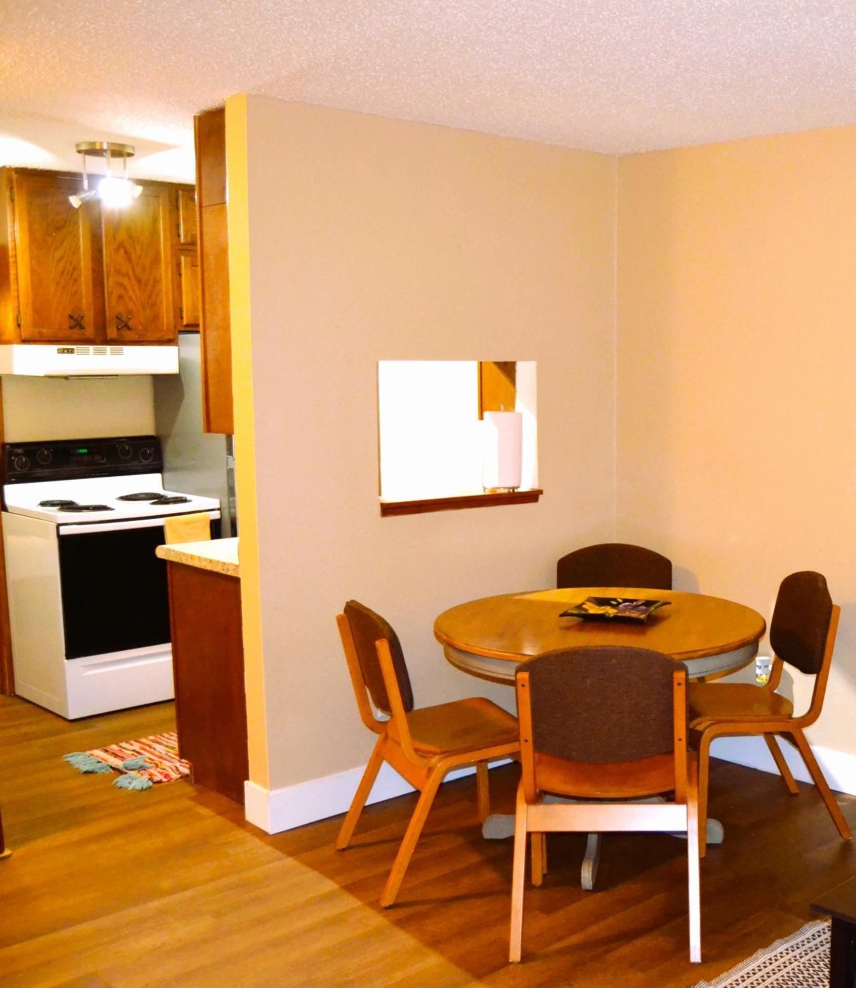 Urban Oasis Apartment Grand Forks Exterior foto